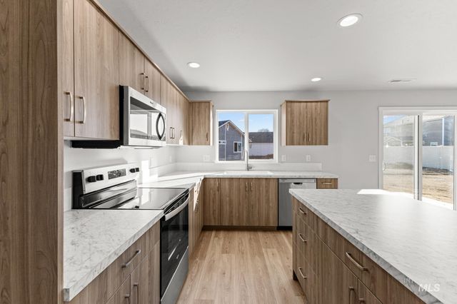 13743 Judson St, Caldwell, ID 83607