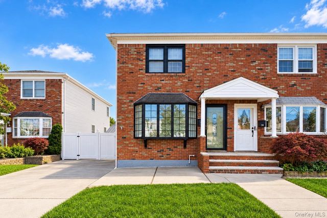 10 Hitchcock Avenue, Staten Island, NY 10306