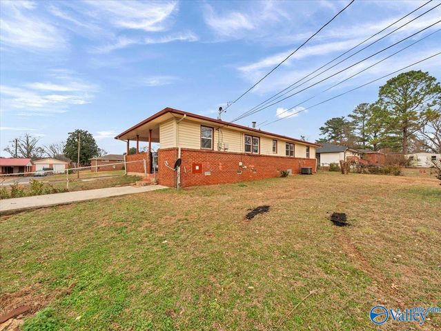 2020 Morningside Drive NW, Huntsville, AL 35810