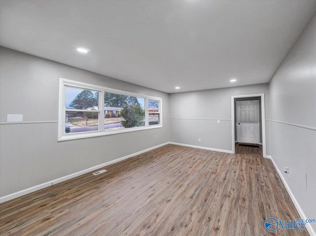 2020 Morningside Drive NW, Huntsville, AL 35810