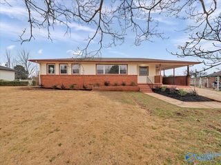 2020 Morningside Drive NW, Huntsville, AL 35810