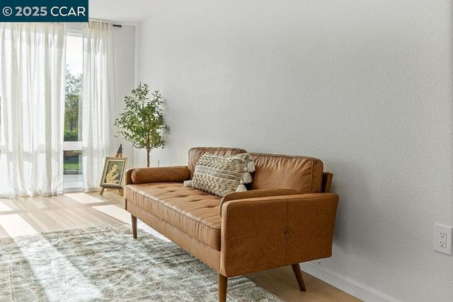 3660 Walnut Blvd 77, Brentwood, CA 94513