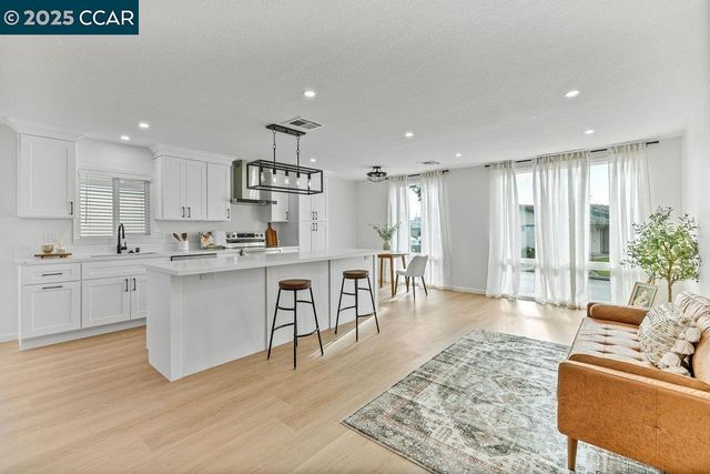 3660 Walnut Blvd 77, Brentwood, CA 94513