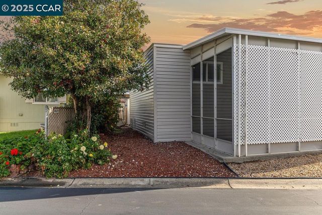 3660 Walnut Blvd 77, Brentwood, CA 94513