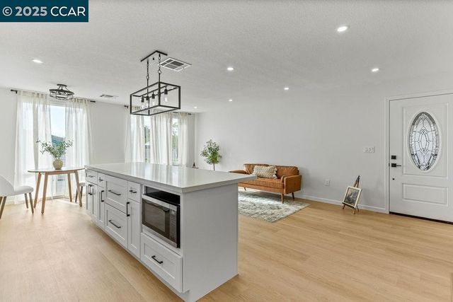 3660 Walnut Blvd 77, Brentwood, CA 94513