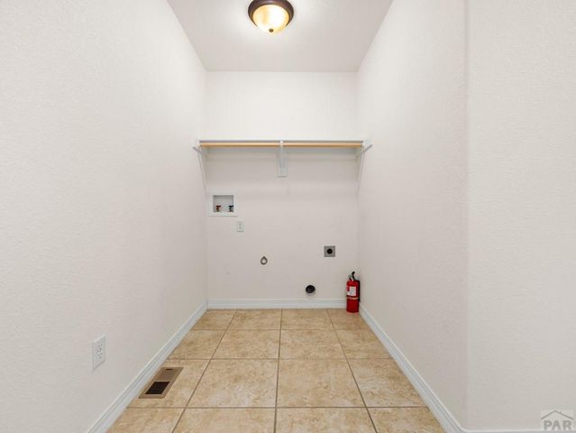 5522 Ventana Ct, Pueblo, CO 81005