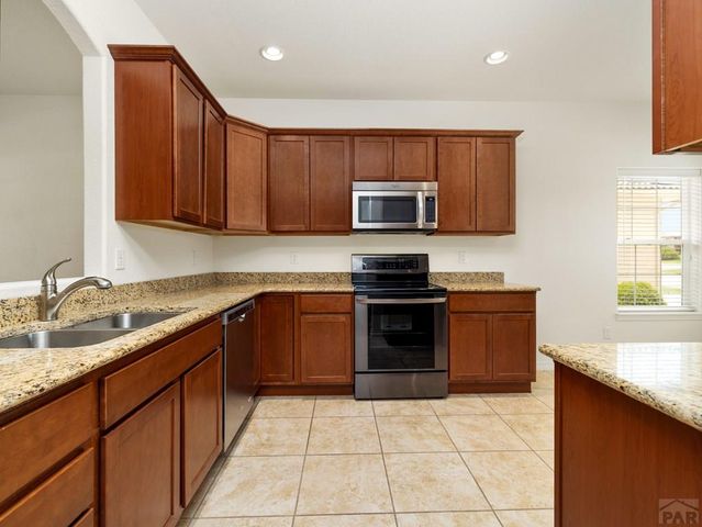 5522 Ventana Ct, Pueblo, CO 81005