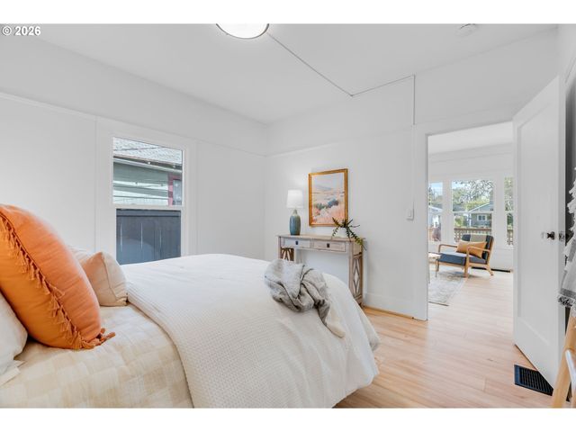 3543 Se 68TH Ave, Portland, OR 97206