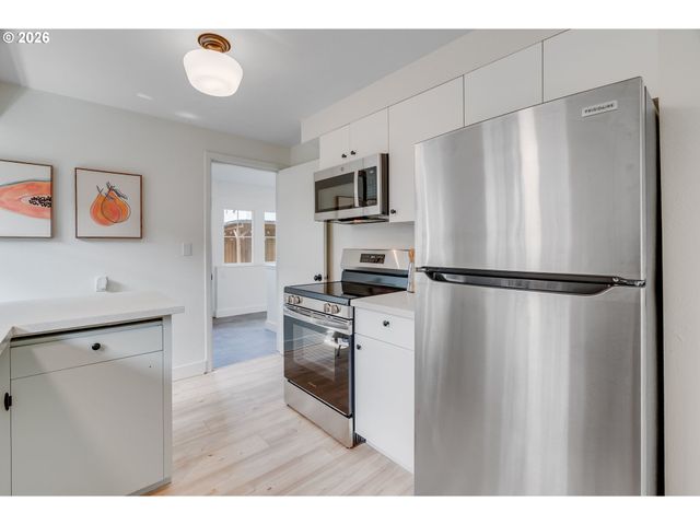 3543 Se 68TH Ave, Portland, OR 97206