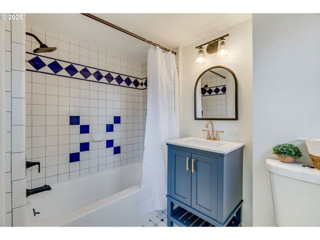 3543 Se 68TH Ave, Portland, OR 97206