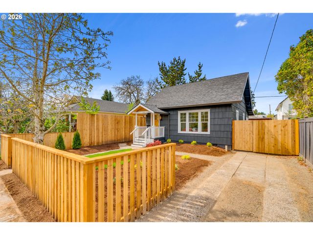 3543 Se 68TH Ave, Portland, OR 97206