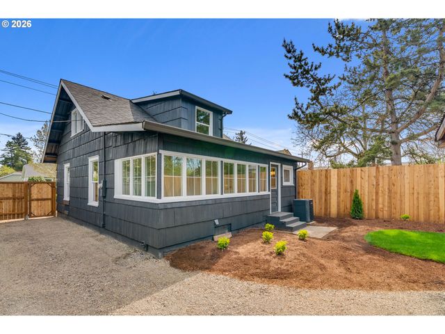 3543 Se 68TH Ave, Portland, OR 97206