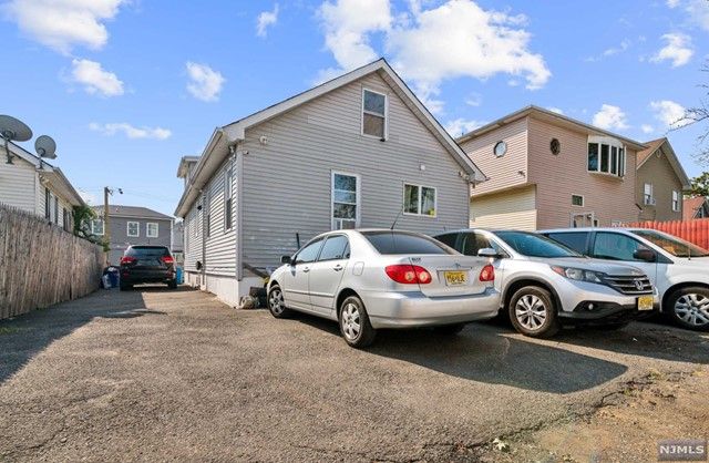 375-379 5th Avenue, Paterson, NJ 07514