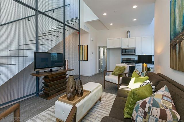 1019 30Th, San Diego, CA 92102