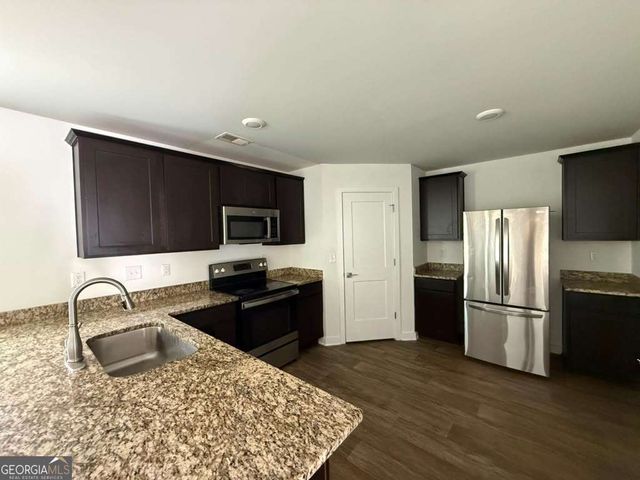 1104 Laflor Way, Mcdonough, GA 30253