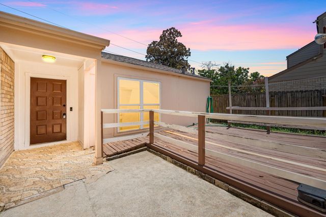 6822 Stonewater, Houston, TX 77084