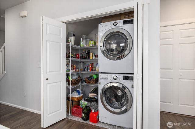 232 Sinclair Alley, Mount Vernon, WA 98274