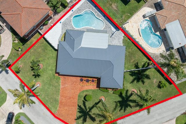 4410 NE 24th Avenue, Lighthouse Point, FL 33064