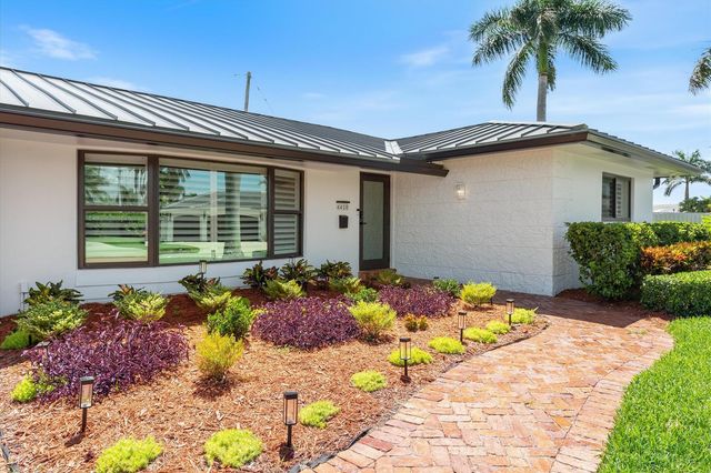 4410 NE 24th Avenue, Lighthouse Point, FL 33064