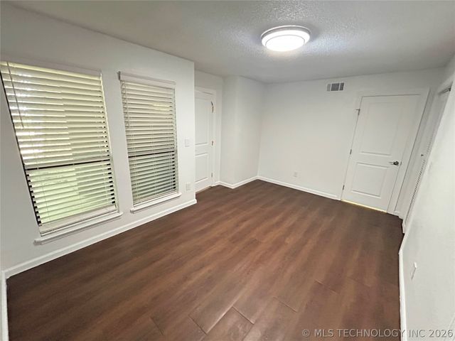 6737 S Peoria Avenue C106, Tulsa, OK 74136