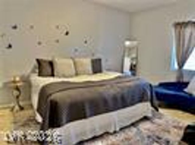5655 East Sahara Avenue 2012, Las Vegas, NV 89142