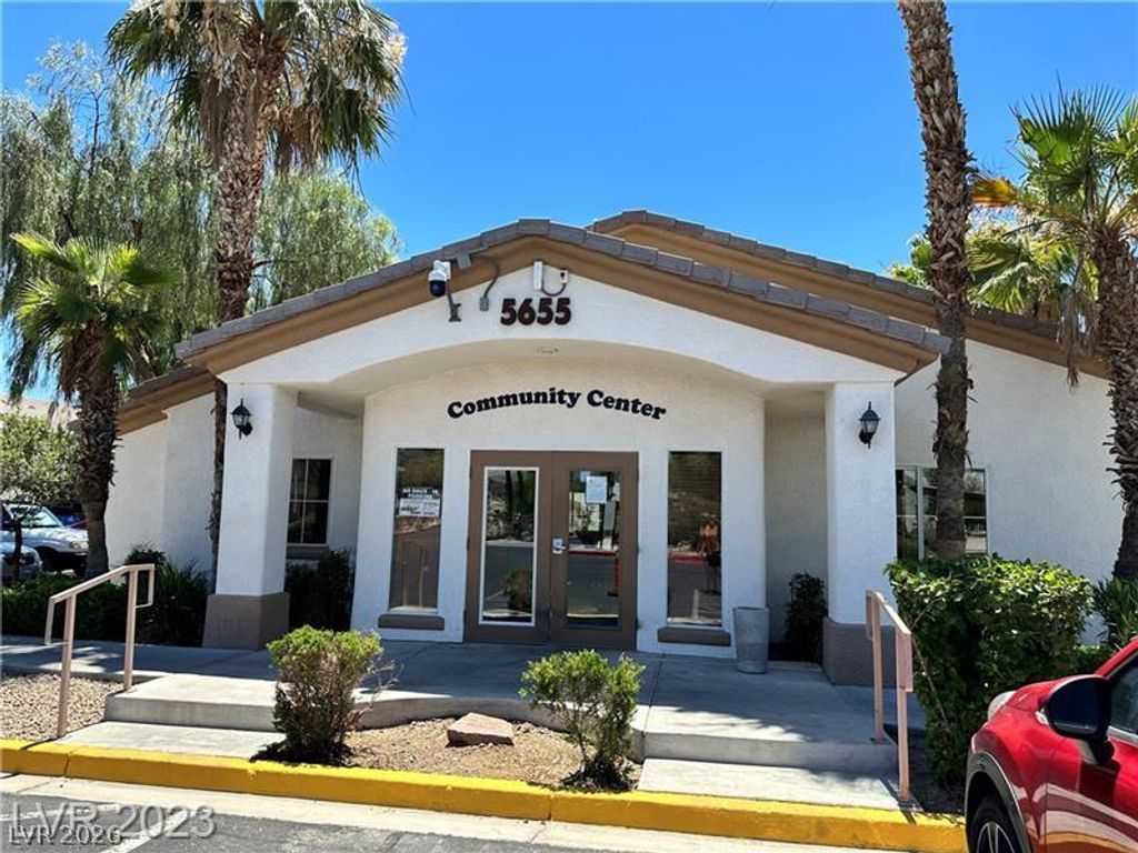 5655 East Sahara Avenue 2012, Las Vegas, NV 89142
