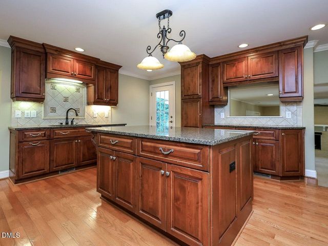 516 Blakewood Drive, Raleigh, NC 27609