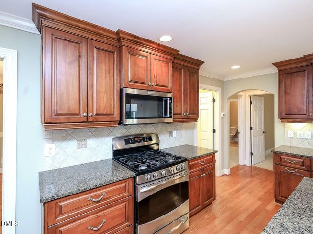 516 Blakewood Drive, Raleigh, NC 27609
