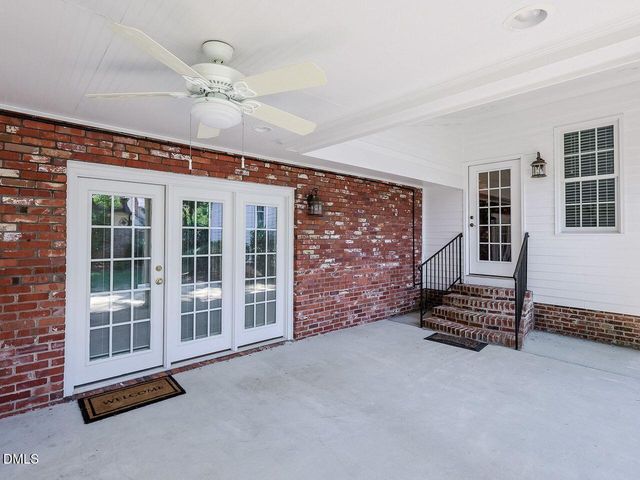 516 Blakewood Drive, Raleigh, NC 27609