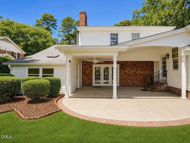 516 Blakewood Drive, Raleigh, NC 27609