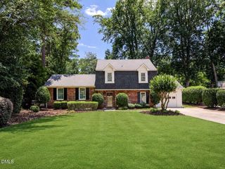 516 Blakewood Drive, Raleigh, NC 27609
