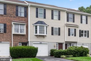 3905 FOX POINTE CT #3905, Glen Mills, PA 19342