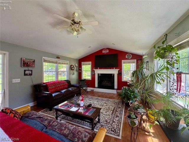 743 Dogwood Lane, Vermilion, OH 44089