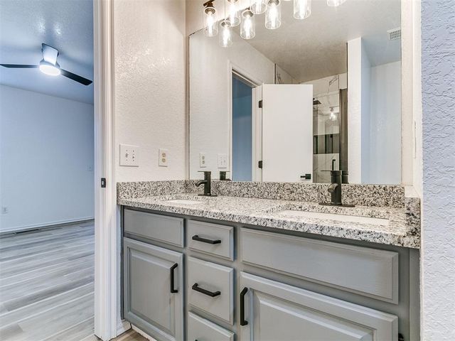 3504 Quail Run Drive, Moore, OK 73160