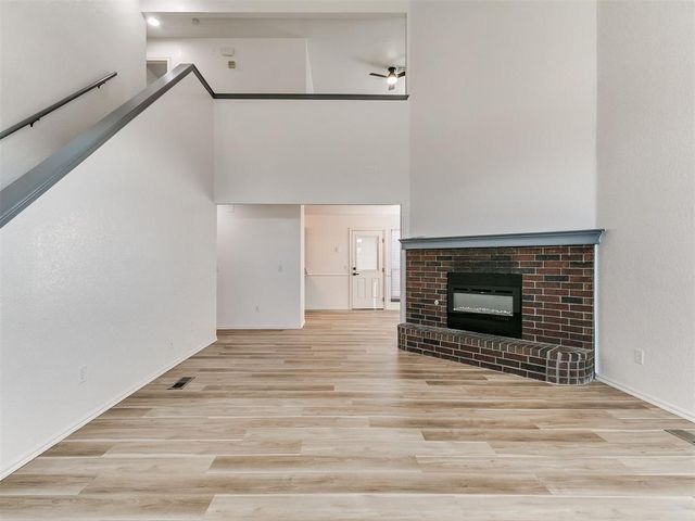 3504 Quail Run Drive, Moore, OK 73160