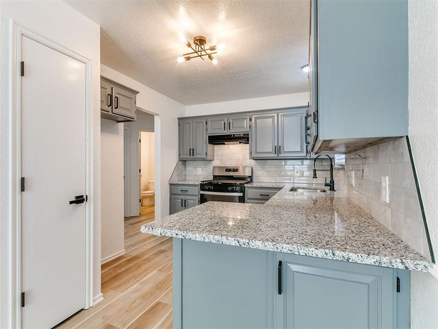 3504 Quail Run Drive, Moore, OK 73160