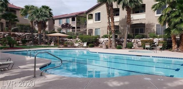 2305 HORIZON RIDGE 3923, Henderson, NV 89052
