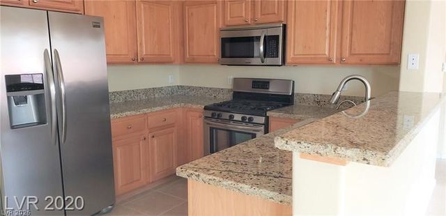 2305 HORIZON RIDGE 3923, Henderson, NV 89052