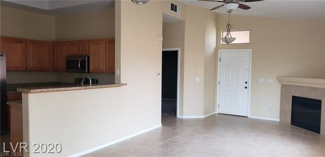 2305 HORIZON RIDGE 3923, Henderson, NV 89052