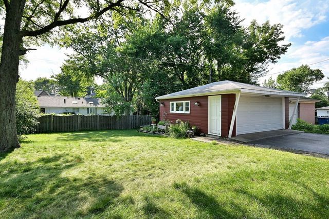 936 S Monroe Street, Hinsdale, IL 60521
