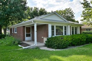 936 S Monroe Street, Hinsdale, IL 60521