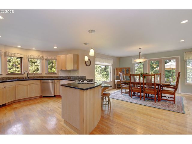 20016 Ne 164TH St, Brush Prairie, WA 98606