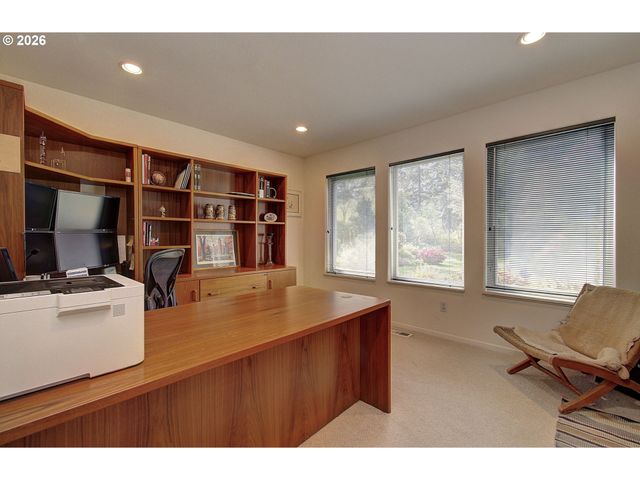 20016 Ne 164TH St, Brush Prairie, WA 98606