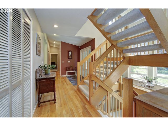 20016 Ne 164TH St, Brush Prairie, WA 98606