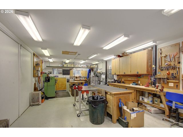 20016 Ne 164TH St, Brush Prairie, WA 98606