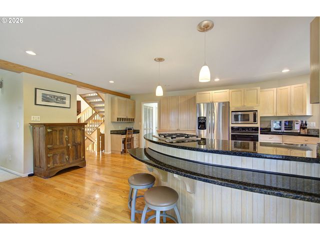 20016 Ne 164TH St, Brush Prairie, WA 98606