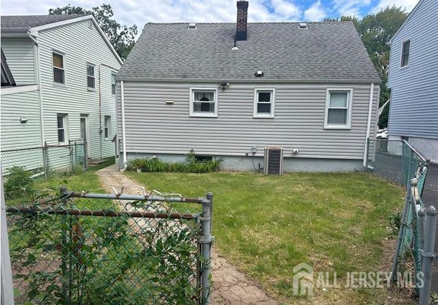 109 Highfield Road, Colonia, NJ 07067