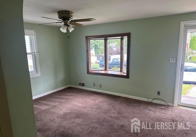 109 Highfield Road, Colonia, NJ 07067