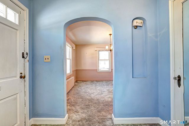 84 Hodge Avenue, Ansonia, CT 06401