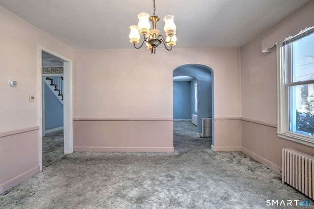 84 Hodge Avenue, Ansonia, CT 06401